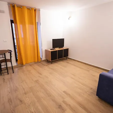 Flat In Center 2 باليرمو